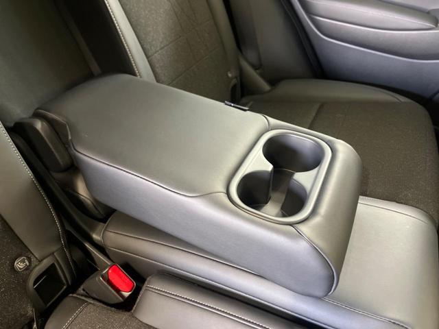 ヴェゼル ｅ：ＨＥＶ　Ｚ　禁煙車　純正８型ディスプレイ　バックカメラ　ホンダセンシング　渋滞追従アダプティブクルーズ　純正１８インチＡＷ　半革シート　シートヒーター　ハンズフリー電動バックドア　ＡｐｐｌｅＣａｒＰｌａｙ　ＥＴＣ（33枚目）