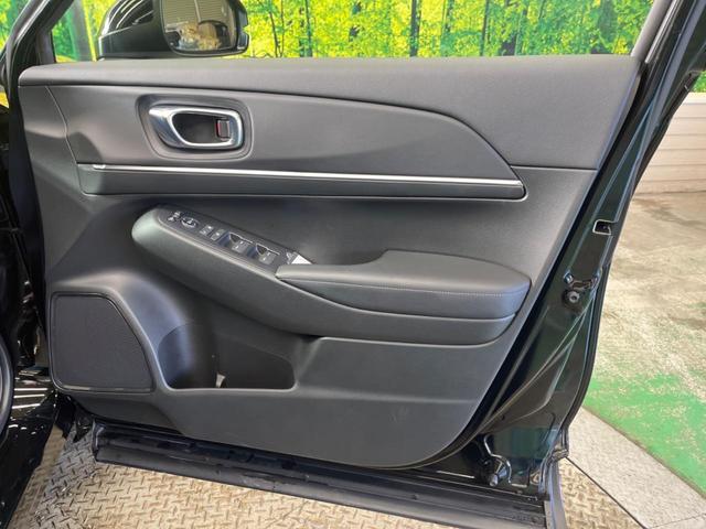 ヴェゼル ｅ：ＨＥＶ　Ｚ　禁煙車　純正８型ディスプレイ　バックカメラ　ホンダセンシング　渋滞追従アダプティブクルーズ　純正１８インチＡＷ　半革シート　シートヒーター　ハンズフリー電動バックドア　ＡｐｐｌｅＣａｒＰｌａｙ　ＥＴＣ（39枚目）