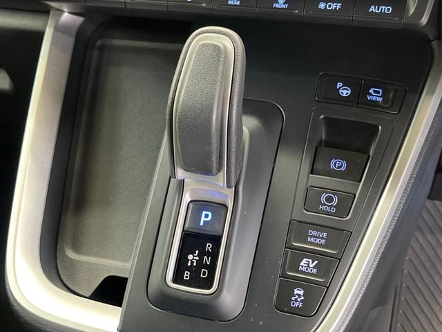 ヴォクシー ハイブリッドＳ－Ｚ　快適利便ＰＫＧ　禁煙車　純正１０．５型ナビＴＶ　純正１４型後席モニター　三眼ＬＥＤ　パノラミックビューモニタ　ブラインドスポットモニタ　前中列シートヒーター　電動バックドア　後席オットマン　ＤＶＤ再生（21枚目）