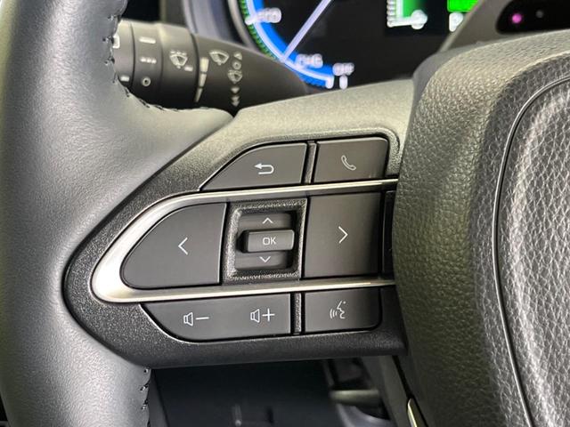 ヴォクシー ハイブリッドＳ－Ｚ　快適利便ＰＫＧ　禁煙車　純正１０．５型ナビＴＶ　純正１４型後席モニター　三眼ＬＥＤ　パノラミックビューモニタ　ブラインドスポットモニタ　前中列シートヒーター　電動バックドア　後席オットマン　ＤＶＤ再生（29枚目）