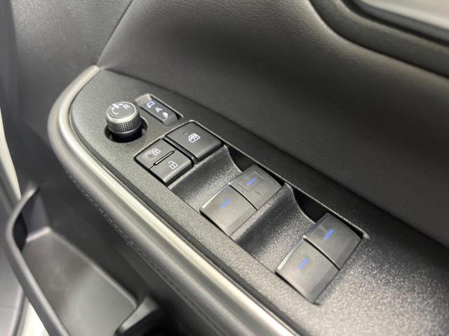 ヴォクシー ハイブリッドＳ－Ｚ　快適利便ＰＫＧ　禁煙車　純正１０．５型ナビＴＶ　純正１４型後席モニター　三眼ＬＥＤ　パノラミックビューモニタ　ブラインドスポットモニタ　前中列シートヒーター　電動バックドア　後席オットマン　ＤＶＤ再生（54枚目）