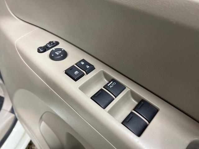 Ｎ－ＢＯＸ Ｇ・ターボパッケージ　禁煙車　純正ナビ　両側電動ドア　バックカメラ　純正１４インチＡＷ　クルーズコントロール　パドルシフト　革巻ステアリング　ＥＴＣ　スマートキー　オートエアコン（46枚目）