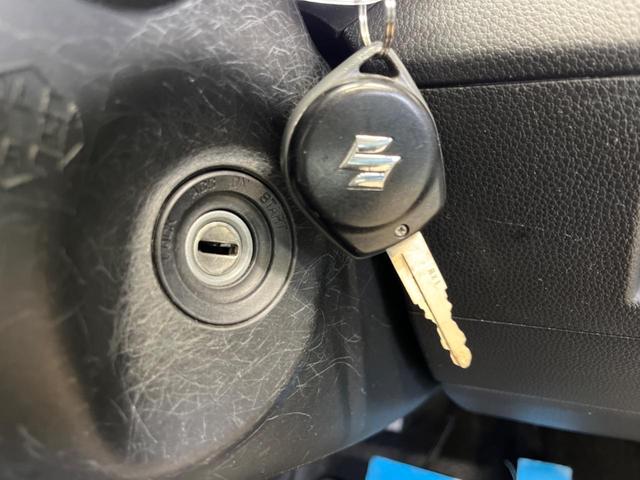 �y�L�[���X�z�������ꂽ�ꏊ����ł��{�^����Ńh�A�̊J���E�{�����ł���̂łƂ��Ă��֗��I�h�A�̌�������ɏ������邱�Ƃ�����܂����