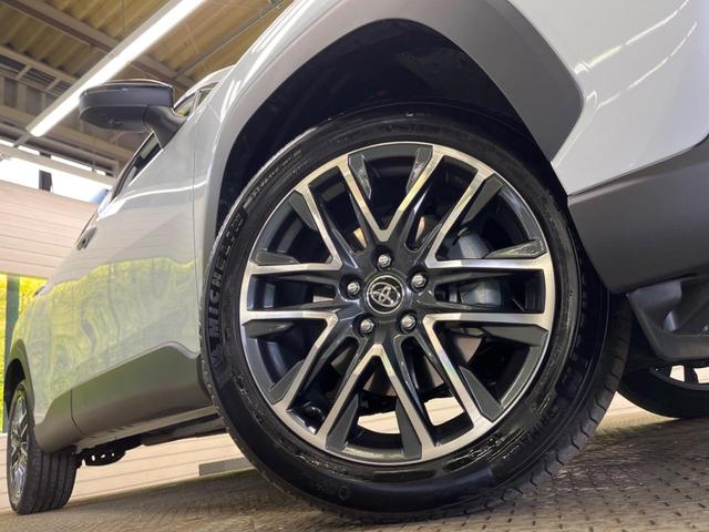 �y�����P�W�C���`�A���~�z�C�[���z�O�ςɃ}�b�`���������A���~�z�C�[���𑕒����Ă���܂��B�e��ЊO�A���~�z�C�[����A�X�^�b�h���X�^�C�����戵�����Ă���܂��B���񂲑��k����������