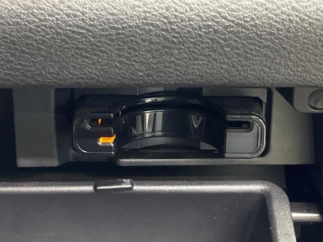 セレナ ハイウェイスター　Ｖセレクション　禁煙車　ナビフルセグ　フリップダウンモニター　アラウンドビューモニタ　プロパイロット　両側ハンズフリー電動ドア　エマージェンシーブレーキ　ＬＥＤヘッド　純正１６インチＡＷ　後席オートエアコン　ＥＴＣ（32枚目）