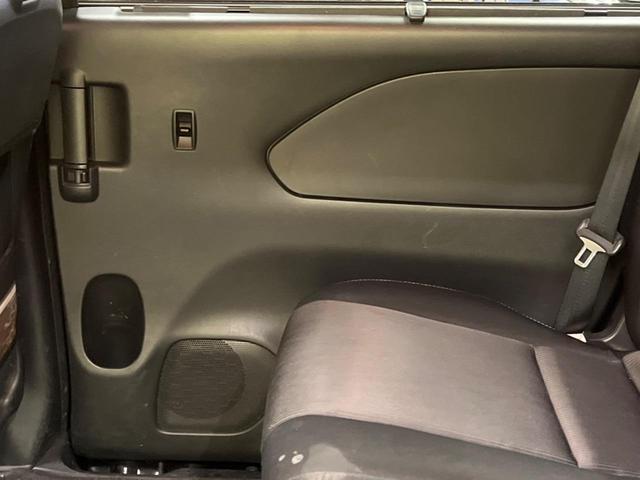 セレナ ハイウェイスター　Ｖセレクション　禁煙車　ナビフルセグ　フリップダウンモニター　アラウンドビューモニタ　プロパイロット　両側ハンズフリー電動ドア　エマージェンシーブレーキ　ＬＥＤヘッド　純正１６インチＡＷ　後席オートエアコン　ＥＴＣ（50枚目）