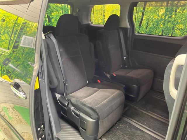 ヴェルファイア 2.4Z 7人乗 禁煙車 BIG-X8型ナビTV フリップダウンモニター 両側電動ドア バックカメラ HIDヘッド 純正18インチAW ウッドコンビステアリング 後席オートエアコン ETC DVD再生(9枚目)