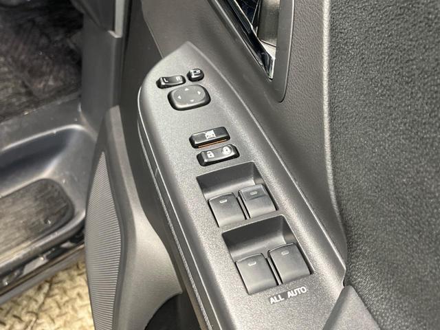 ヴェルファイア 2.4Z 7人乗 禁煙車 BIG-X8型ナビTV フリップダウンモニター 両側電動ドア バックカメラ HIDヘッド 純正18インチAW ウッドコンビステアリング 後席オートエアコン ETC DVD再生(35枚目)