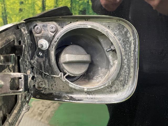 ヴェルファイア 2.4Z 7人乗 禁煙車 BIG-X8型ナビTV フリップダウンモニター 両側電動ドア バックカメラ HIDヘッド 純正18インチAW ウッドコンビステアリング 後席オートエアコン ETC DVD再生(64枚目)