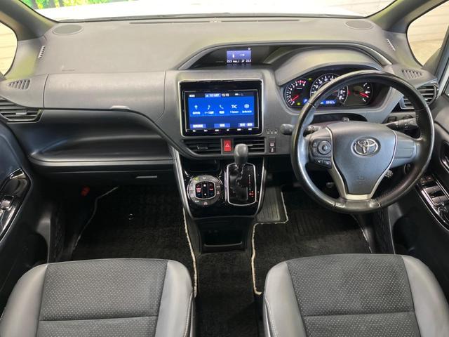 ヴォクシー ZS 煌III 禁煙車 純正9型ナビTV 純正12型後席モニター 両側電動ドア バックカメラ セーフティセンス インテリジェントクリアランスソナー クルーズコントロール 半革シート 後席オートエアコン ETC(2枚目)