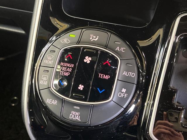 ヴォクシー ZS 煌III 禁煙車 純正9型ナビTV 純正12型後席モニター 両側電動ドア バックカメラ セーフティセンス インテリジェントクリアランスソナー クルーズコントロール 半革シート 後席オートエアコン ETC(30枚目)