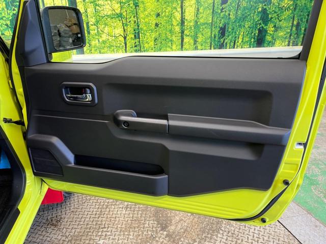 ジムニー ＸＣ　４ＷＤ　禁煙車　セーフティサポート　２トーンカラー　クルーズコントロール　ＬＥＤヘッド　シートヒーター　クリアランスソナー　スマートキー　オートマチックハイビーム　純正革巻ハンドル　純正１６インチＡＷ（47枚目）