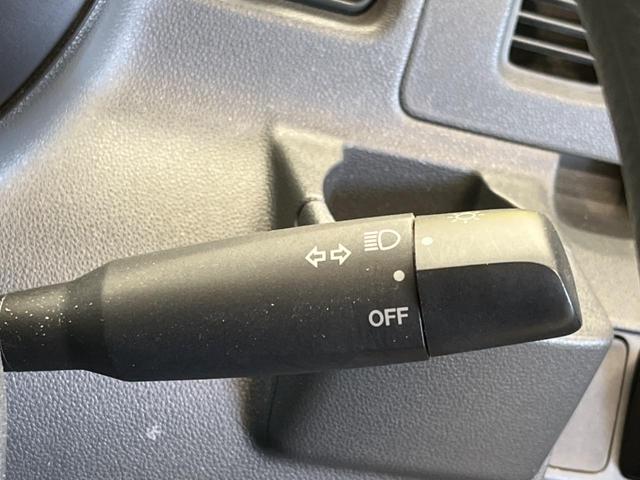 ピクシスバン デラックス ハイルーフ 禁煙車 ナビTV ETC キーレス エアコン パワステ パワーウィンドウ オーバーヘッドシェルフ プライバシーガラス DVD再生(22枚目)