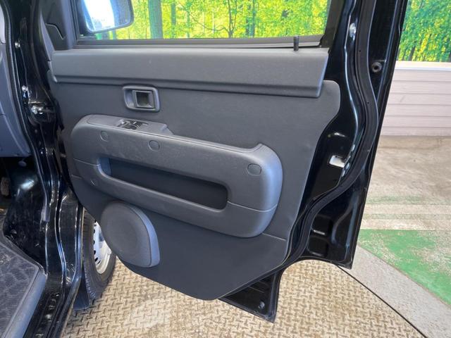 ピクシスバン デラックス ハイルーフ 禁煙車 ナビTV ETC キーレス エアコン パワステ パワーウィンドウ オーバーヘッドシェルフ プライバシーガラス DVD再生(30枚目)