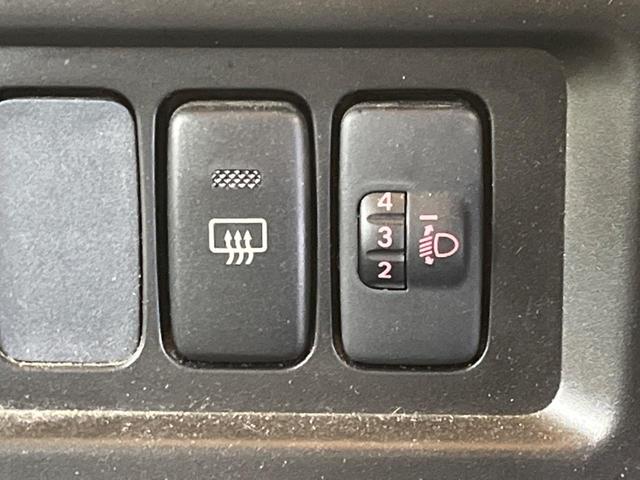 ピクシスバン デラックス ハイルーフ 禁煙車 ナビTV ETC キーレス エアコン パワステ パワーウィンドウ オーバーヘッドシェルフ プライバシーガラス DVD再生(36枚目)