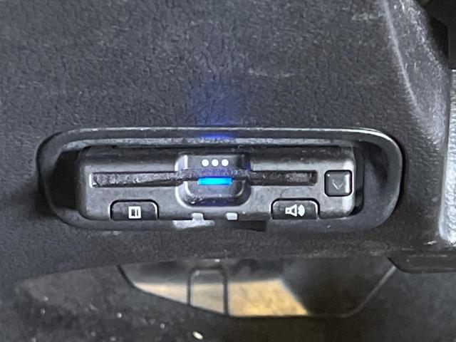 ヴェゼル ハイブリッドX 禁煙車 純正ナビフルセグ シティブレーキアクティブシステム LEDヘッド 純正16インチAW クルーズコントロール オートブレーキホールド ETC Bluetooth DVD再生(5枚目)