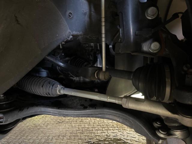 ハリアー Ｇ　禁煙車　純正８型ディスプレイＴＶ　バックカメラ　セーフティセンス　ブラインドスポットモニタ　ＬＥＤデイライト　純正１８インチＡＷ　電動バックドア　デジタルインナーミラー　ＡｐｐｌｅＣａｒＰｌａｙ（20枚目）