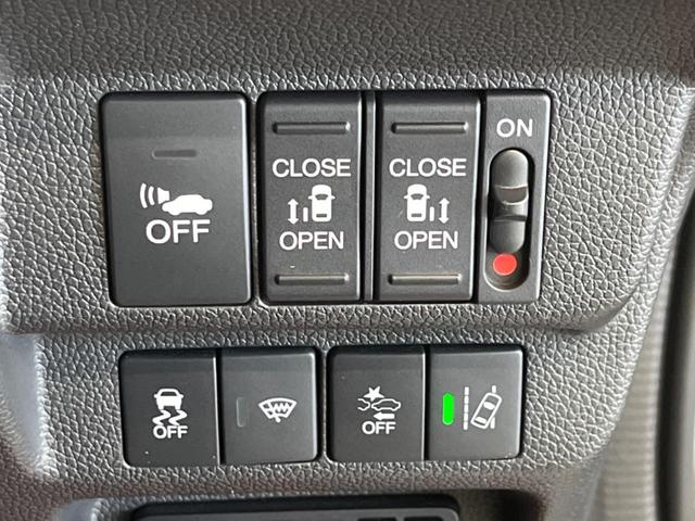 フリード＋ハイブリッド ハイブリッドＥＸ　禁煙車　純正９型ナビＴＶ　両側電動ドア　バックカメラ　ホンダセンシング　アダプティブクルーズ　ＬＥＤヘッド　純正１５インチＡＷ　半革シート　シートヒーター　革巻ステアリング　ＥＴＣ　ＤＶＤ再生（5枚目）