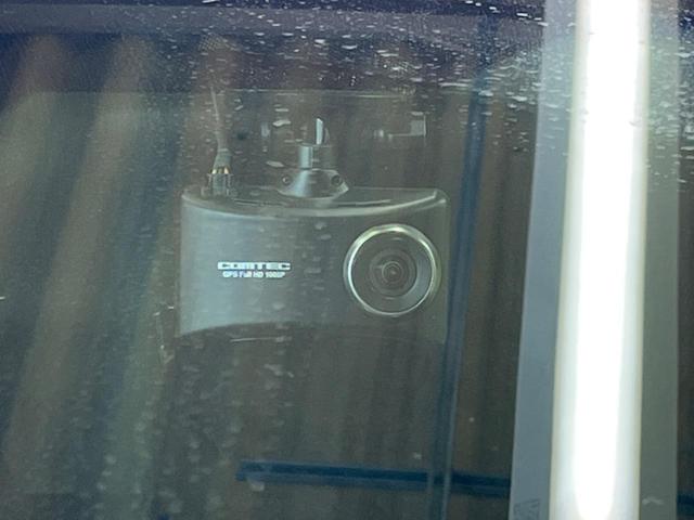 アルファード ２．５Ｓ　禁煙車　８人乗　純正９型ディスプレイＴＶ　純正１２型後席モニター　両側電動ドア　バックカメラ　セーフティセンス　レーダークルーズ　インテリジェントクリアランスソナー　ＥＴＣ　ＤＶＤ再生（30枚目）