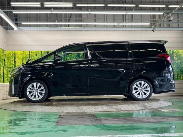 アルファード ２．５Ｓ　禁煙車　８人乗　純正９型ディスプレイＴＶ　純正１２型後席モニター　両側電動ドア　バックカメラ　セーフティセンス　レーダークルーズ　インテリジェントクリアランスソナー　ＥＴＣ　ＤＶＤ再生（54枚目）