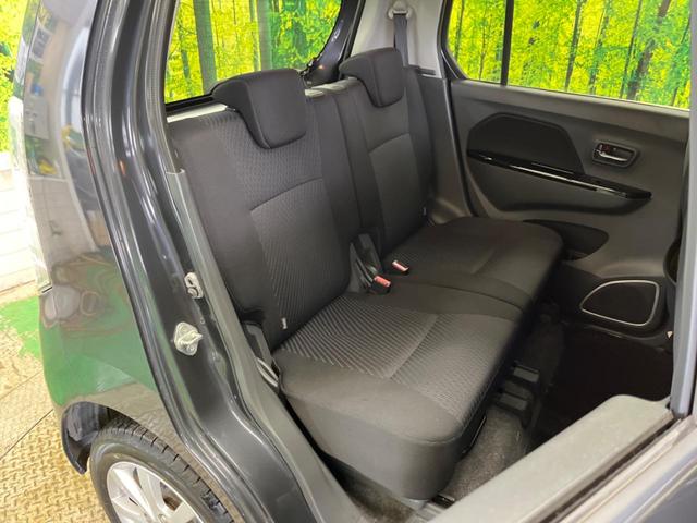 ワゴンＲスティングレー Ｘ　禁煙車　ＨＩＤヘッド　純正１４インチＡＷ　スマートキー　オートエアコン　ＥＴＣ　エネチャージ　革巻ステアリング　電動格納ドアミラー　アイドリングストップ　ＣＤオーディオ　ＵＳＢ／ＡＵＸ接続（9枚目）