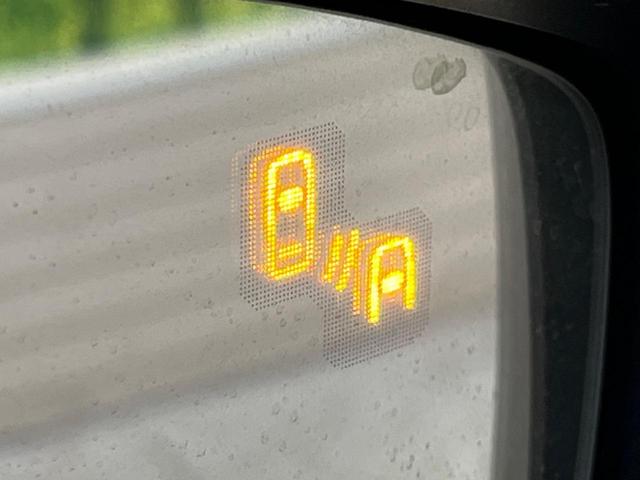 �y�u���C���h�X�|�b�g���j�^�����O�z���s���A�h�A�~���[�̎��p�ɂȂ�₷���ӏ��Ɍ㑱�Ԃ��ڋ߂���ƃT�C�h�~���[�t�߂Ɍx����\���A�h���C�o�[�ɒ��ӊ��N�����Ă���܂��B