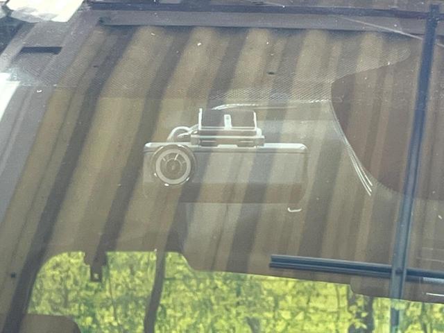 セレナ ハイウェイスター VセレクションII セーフティパックB 禁煙車 純正9型ナビTV 純正11型後席モニター アラウンドビューモニタ 両側ハンズフリー電動ドア プロパイロット 電動パーキングブレーキ 後席オートエアコン ブルーレイ再生(30枚目)