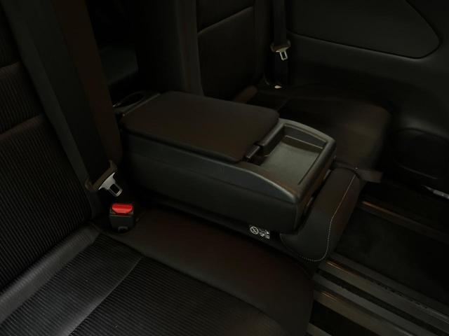 セレナ ハイウェイスター VセレクションII セーフティパックB 禁煙車 純正9型ナビTV 純正11型後席モニター アラウンドビューモニタ 両側ハンズフリー電動ドア プロパイロット 電動パーキングブレーキ 後席オートエアコン ブルーレイ再生(38枚目)