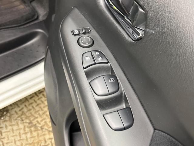 セレナ ハイウェイスター VセレクションII セーフティパックB 禁煙車 純正9型ナビTV 純正11型後席モニター アラウンドビューモニタ 両側ハンズフリー電動ドア プロパイロット 電動パーキングブレーキ 後席オートエアコン ブルーレイ再生(56枚目)