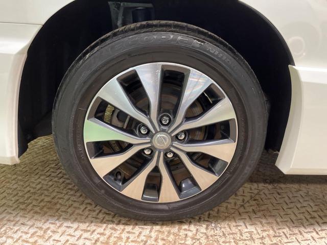 セレナ ハイウェイスター VセレクションII セーフティパックB 禁煙車 純正9型ナビTV 純正11型後席モニター アラウンドビューモニタ 両側ハンズフリー電動ドア プロパイロット 電動パーキングブレーキ 後席オートエアコン ブルーレイ再生(68枚目)