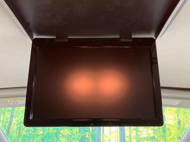 セレナ ハイウェイスター プロパイロットエディション 禁煙車 純正9型ナビTV フリップダウンモニター 両側ハンズフリー電動ドア 純正エアロ バックカメラ 電動パーキングブレーキ オートブレーキホールド 後席オートエアコン ETC ブルーレイ再生(4枚目)