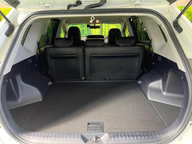 プリウスアルファ Ｓツーリングセレクション　禁煙車　純正ナビフルセグ　バックカメラ　ＬＥＤヘッド　純正１７インチＡＷ　スマートキー　オートエアコン　ＥＴＣ　Ｂｌｕｅｔｏｏｔｈ　ＬＥＤフォグ　革巻ステアリング　６スピーカー　ＤＶＤ再生（45枚目）