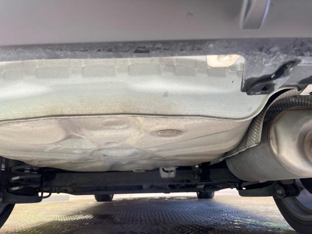 プリウスアルファ Ｓツーリングセレクション　禁煙車　純正ナビフルセグ　バックカメラ　ＬＥＤヘッド　純正１７インチＡＷ　スマートキー　オートエアコン　ＥＴＣ　Ｂｌｕｅｔｏｏｔｈ　ＬＥＤフォグ　革巻ステアリング　６スピーカー　ＤＶＤ再生（55枚目）