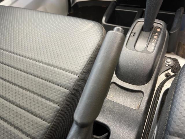 ハイゼットトラック スタンダード　農用スペシャル　禁煙車　オーディオ　ＡＭ　ＦＭ　ＡＵＸ　４ＷＤ（38枚目）