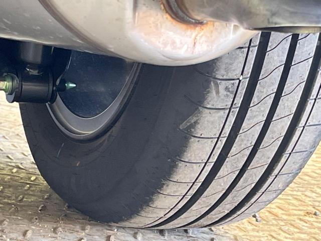 フリード エアー　ＥＸ　登録済未使用車　７人乗　ホンダセンシング　渋滞追従アダプティブクルーズ　パーキングセンサ　両側電動ドア　ＬＥＤヘッド　純正１５インチＡＷ　半革シート　シートヒーター　リアクーラー　革巻ステアリング（21枚目）