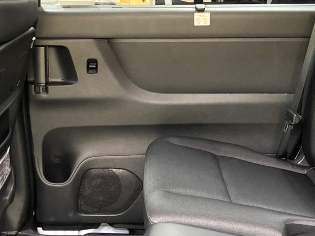 セレナ ハイウェイスターＶ　禁煙車　１０．１型ナビＴＶ　両側ハンズフリー電動ドア　バックカメラ　衝突被害軽減　プロパイロット　ＬＥＤヘッド　純正１６インチＡＷ　後席オートエアコン　ＥＴＣ　ＡｐｐｌｅＣａｒＰｌａｙ　ＤＶＤ再生（46枚目）