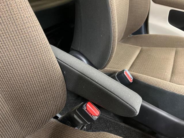 シエンタ Ｇ　７人乗　セーフティセンス　禁煙車　ナビフルセグ　両側電動ドア　バックカメラ　スマートキー　ＥＴＣ　オートエアコン　フロントフォグランプ　オートマチックハイビーム　Ｂｌｕｅｔｏｏｔｈ　ＤＶＤ再生（30枚目）