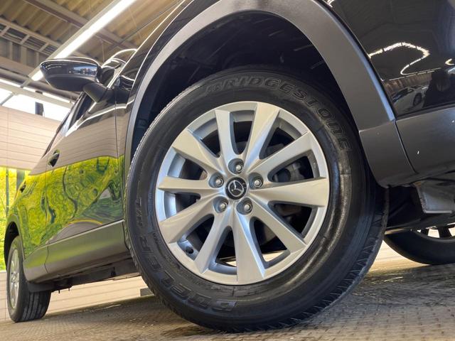 ＣＸ－５ ＸＤ　Ｌパッケージ　禁煙車　純正８型ナビＴＶ　ＢＯＳＥサウンド　バックカメラ　ＨＩＤヘッド　純正１９インチＡＷ　本革シート　衝突軽減　リアビークルモニタリング　クルーズコントロール　パワーシート　シートヒーター　ＥＴＣ（13枚目）