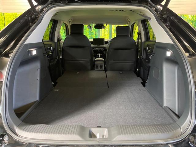 ヴェゼル ｅ：ＨＥＶ　Ｚ　禁煙車　純正８型ディスプレイオーディオ　バックカメラ　ホンダセンシング　渋滞追従アダプティブクルーズ　ハンズフリー電動バックドア　半革シート　シートヒーター　ＡｐｐｌｅＣａｒＰｌａｙ　ＥＴＣ（11枚目）