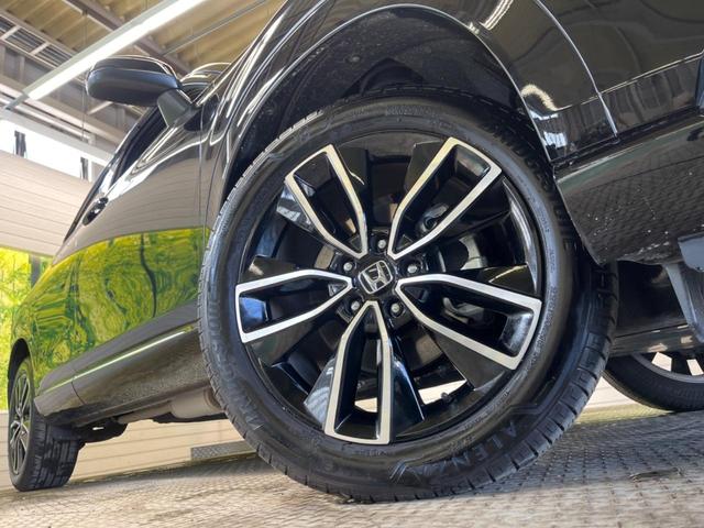 ヴェゼル ｅ：ＨＥＶ　Ｚ　禁煙車　純正８型ディスプレイオーディオ　バックカメラ　ホンダセンシング　渋滞追従アダプティブクルーズ　ハンズフリー電動バックドア　半革シート　シートヒーター　ＡｐｐｌｅＣａｒＰｌａｙ　ＥＴＣ（13枚目）