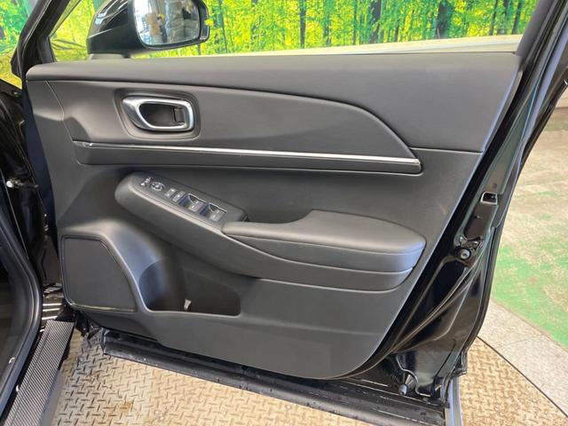 ヴェゼル ｅ：ＨＥＶ　Ｚ　禁煙車　純正８型ディスプレイオーディオ　バックカメラ　ホンダセンシング　渋滞追従アダプティブクルーズ　ハンズフリー電動バックドア　半革シート　シートヒーター　ＡｐｐｌｅＣａｒＰｌａｙ　ＥＴＣ（35枚目）