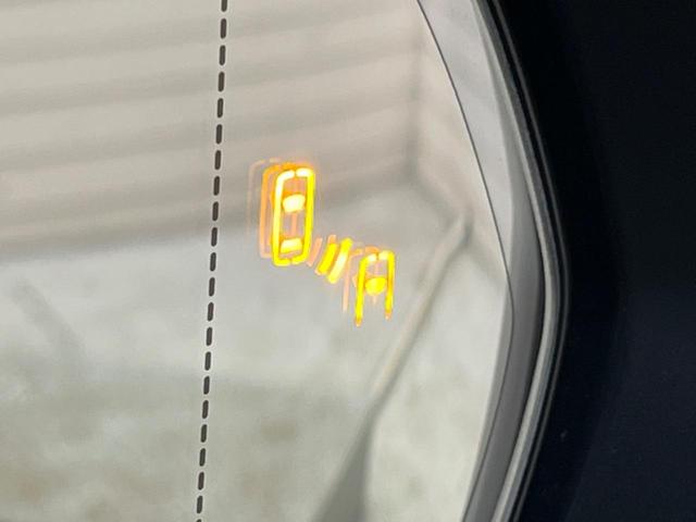 �y�u���C���h�X�|�b�g���j�^�[�z���s���A�h�A�~���[�̎��p�ɂȂ�₷���ӏ��Ɍ㑱�Ԃ��ڋ߂���ƃT�C�h�~���[�̃����Y�Ɍx����\���I�h���C�o�[�ɒ��ӊ��N�����Ă���܂��B