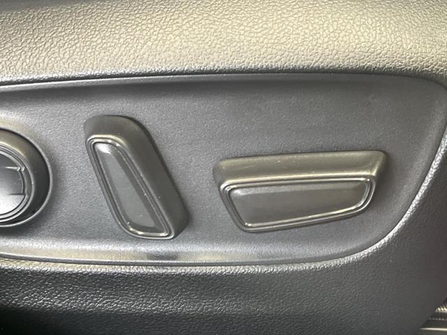 ハリアーハイブリッド Ｇ　禁煙車　純正１２．３型ディスプレイＴＶ　バックカメラ　セーフティセンス　ブラインドスポットモニタ　デジタルインナーミラー　電動バックドア　半革　パワーシート　ＡｐｐｌｅＣａｒＰｌａｙ　ＥＴＣ２．０（31枚目）