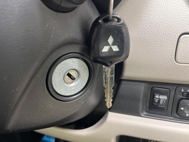 �y�L�[���X�z�������ꂽ�ꏊ����ł��{�^����Ńh�A�̊J���E�{�����ł���̂łƂ��Ă��֗��I�h�A�̌�������ɏ������邱�Ƃ�����܂����