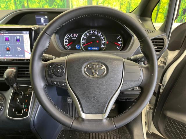 ヴォクシー ＺＳ　煌　禁煙車　ＢＩＧ－Ｘ９型ナビＴＶ　フリップダウンモニター　両側電動ドア　バックカメラ　ＬＥＤヘッド　純正１６インチＡＷ　スマートキー　デュアルオートエアコン　６スピーカー　ＥＴＣ　ＤＶＤ再生（11枚目）