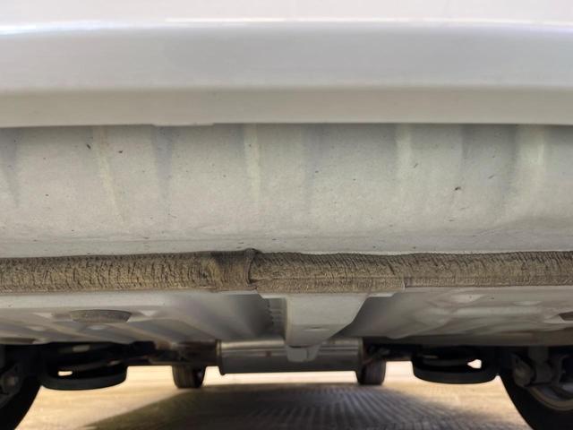 ヴォクシー ＺＳ　煌　禁煙車　ＢＩＧ－Ｘ９型ナビＴＶ　フリップダウンモニター　両側電動ドア　バックカメラ　ＬＥＤヘッド　純正１６インチＡＷ　スマートキー　デュアルオートエアコン　６スピーカー　ＥＴＣ　ＤＶＤ再生（18枚目）