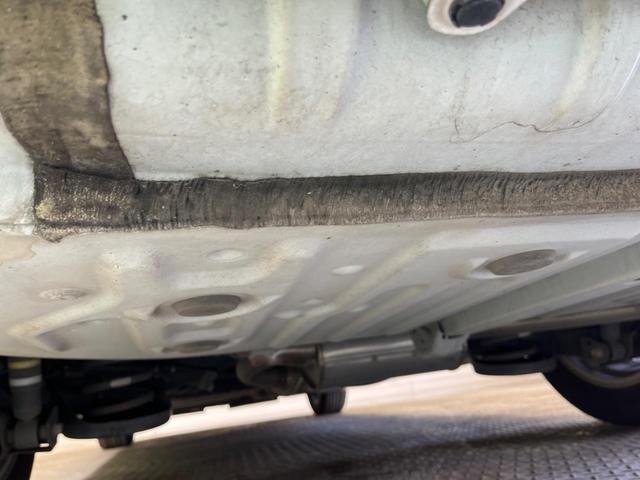 ヴォクシー ＺＳ　煌　禁煙車　ＢＩＧ－Ｘ９型ナビＴＶ　フリップダウンモニター　両側電動ドア　バックカメラ　ＬＥＤヘッド　純正１６インチＡＷ　スマートキー　デュアルオートエアコン　６スピーカー　ＥＴＣ　ＤＶＤ再生（56枚目）