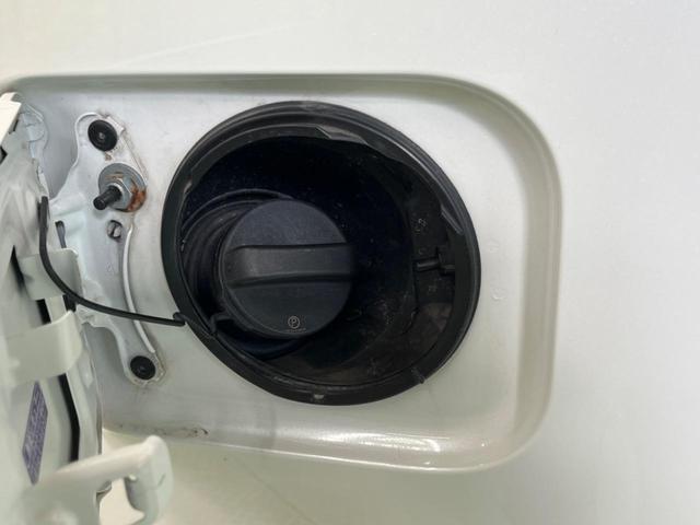 ヴォクシー ＺＳ　煌　禁煙車　ＢＩＧ－Ｘ９型ナビＴＶ　フリップダウンモニター　両側電動ドア　バックカメラ　ＬＥＤヘッド　純正１６インチＡＷ　スマートキー　デュアルオートエアコン　６スピーカー　ＥＴＣ　ＤＶＤ再生（61枚目）