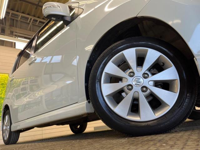 ワゴンＲ ＦＸリミテッド　ＣＶＴ　禁煙車　純正ＣＤオーディオ　純正１４インチＡＷ　スマートキー　オートエアコン　革巻ステアリング　電動格納ドアミラー　６スピーカー（12枚目）