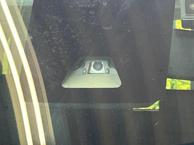 タンク Ｘ　Ｓ　禁煙車　ナビフルセグ　スマートアシスト２　バックカメラ　電動スライドドア　ドラレコ　ＥＴＣ　スマートキー　車線逸脱警報　オートライト　ロールサンシェード　ｂｌｕｅｔｏｏｔｈ　ＣＤ／ＤＶＤ（5枚目）